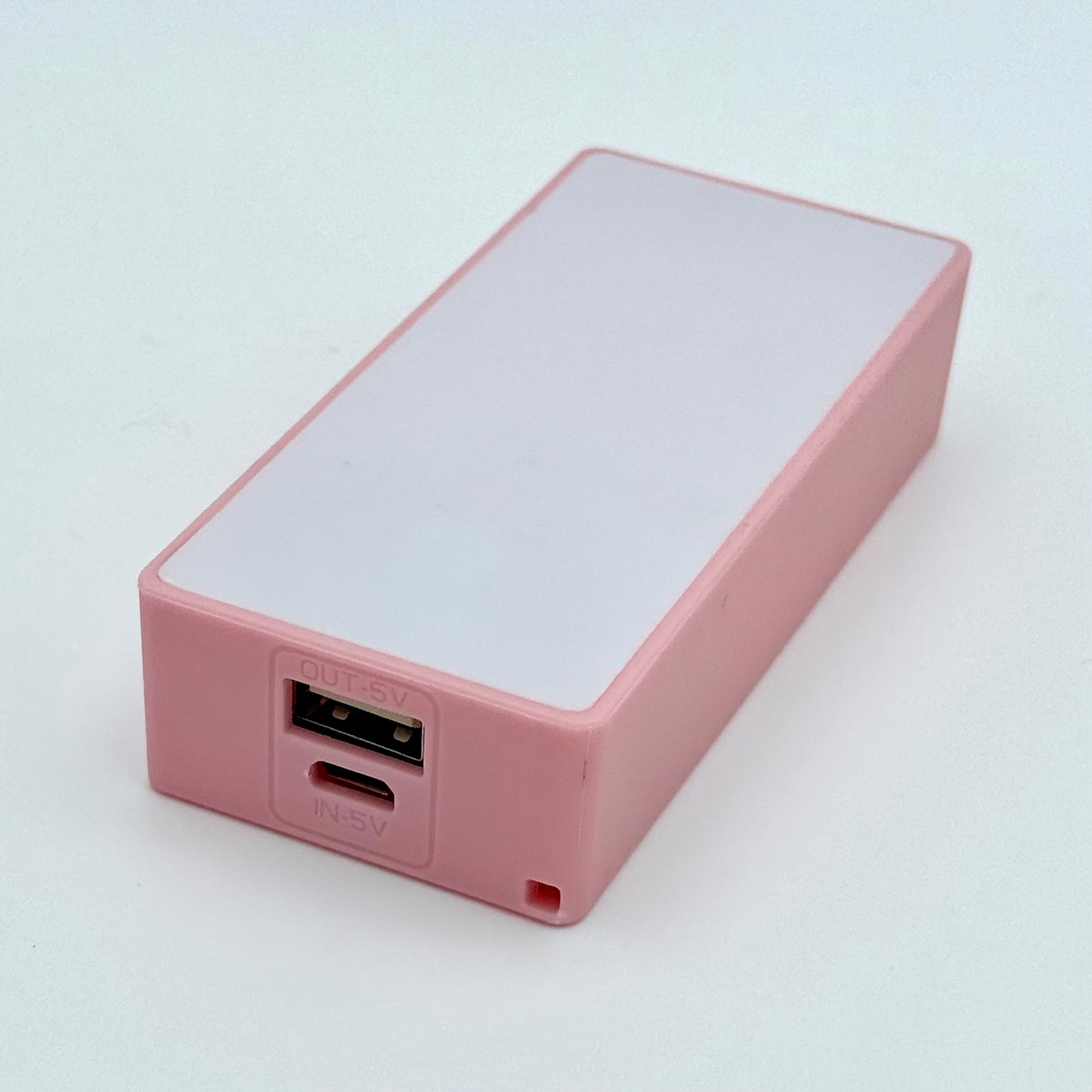 Portable Power Bank 5600mAh – Dual 18650 USB Charger with Keychain | Multiple Colors, Ready to Use